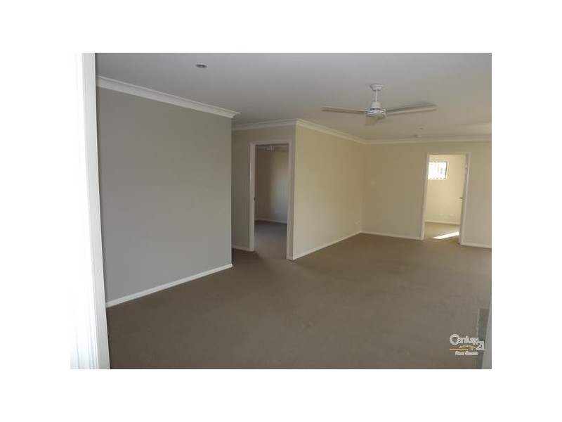 38 Bray Street, Lowood QLD 4311