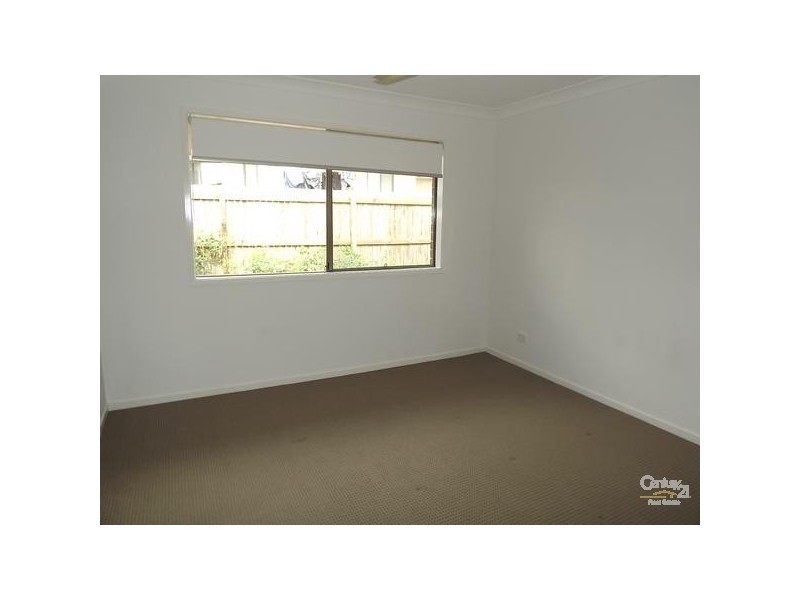 36 Peregrine Drive, Lowood QLD 4311