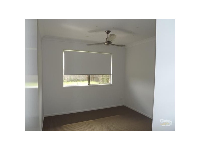 36 Peregrine Drive, Lowood QLD 4311