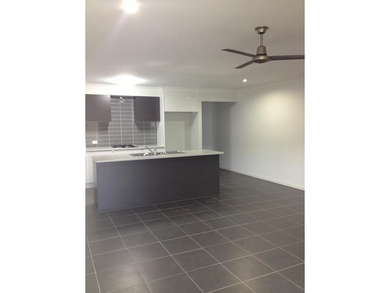 73 Littleford Circuit, Bundamba QLD 4304