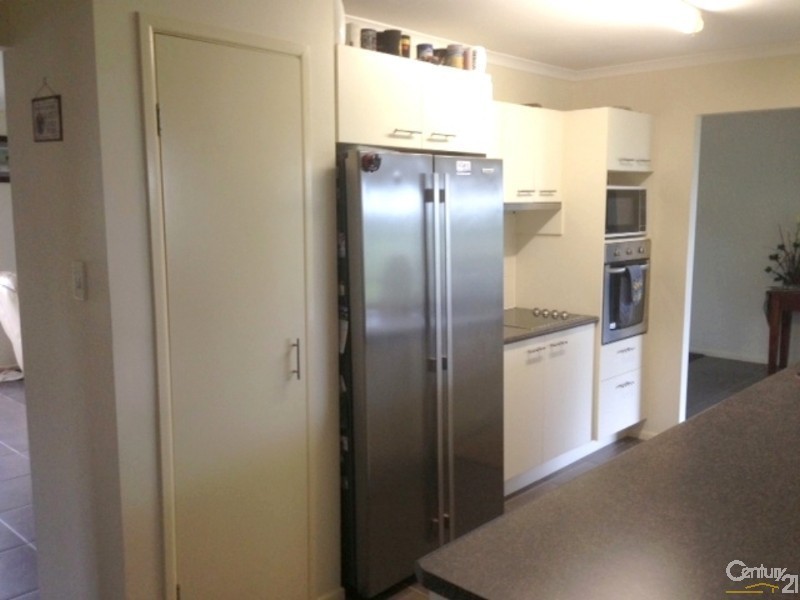 3747 Forest Hill Fernvale Rd, Fernvale QLD 4306