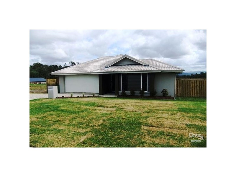 92 Honeywood Drive, Fernvale QLD 4306