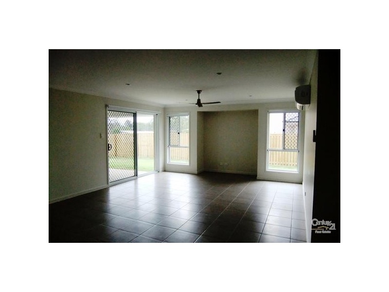 92 Honeywood Drive, Fernvale QLD 4306