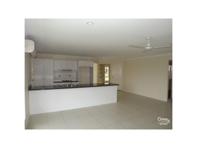 12 Spoonbill Court, Lowood QLD 4311