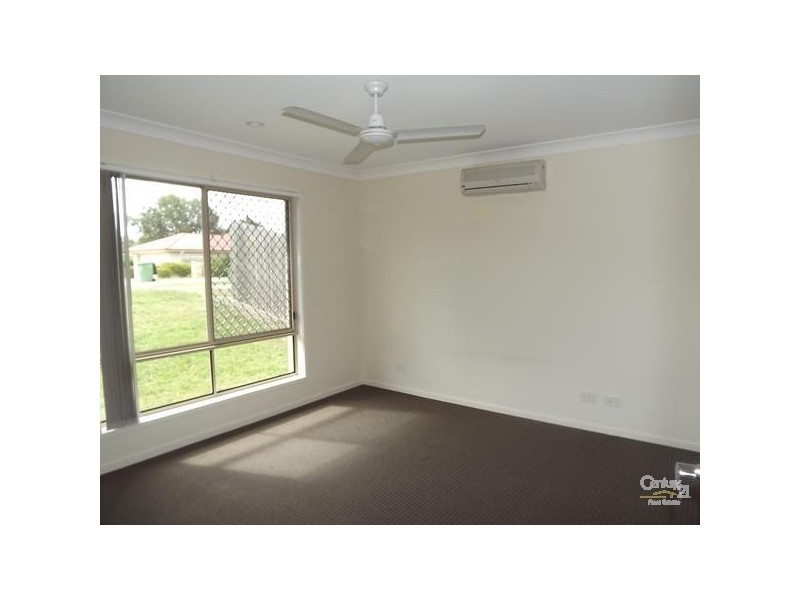 12 Spoonbill Court, Lowood QLD 4311