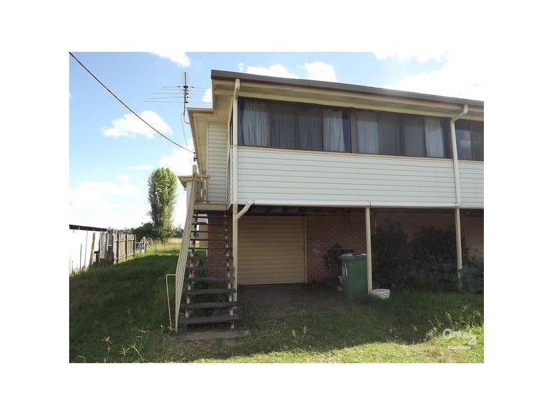 1/1 Daniel Street, Lowood QLD 4311