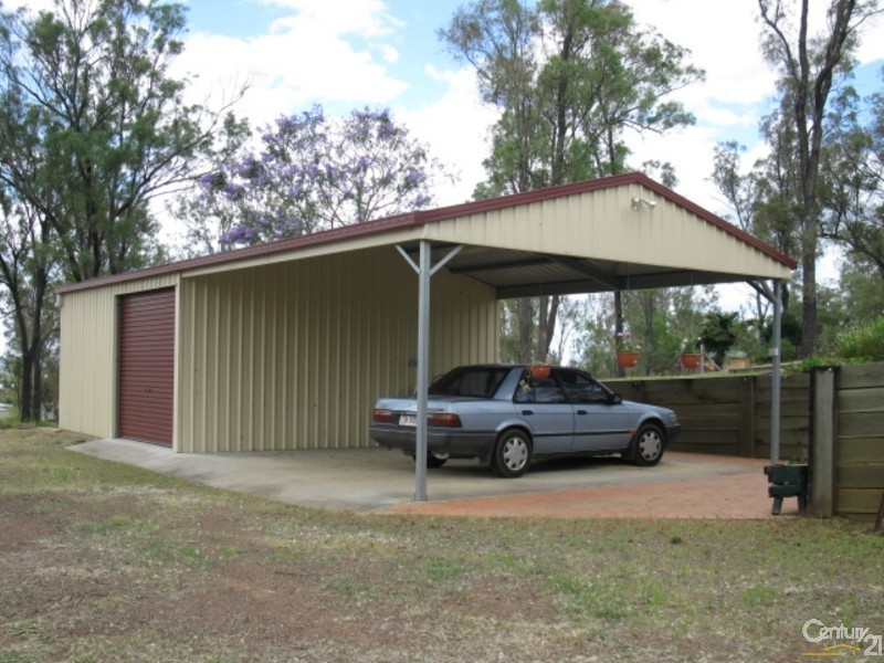 65 Cricket Rd, Regency Downs QLD 4341