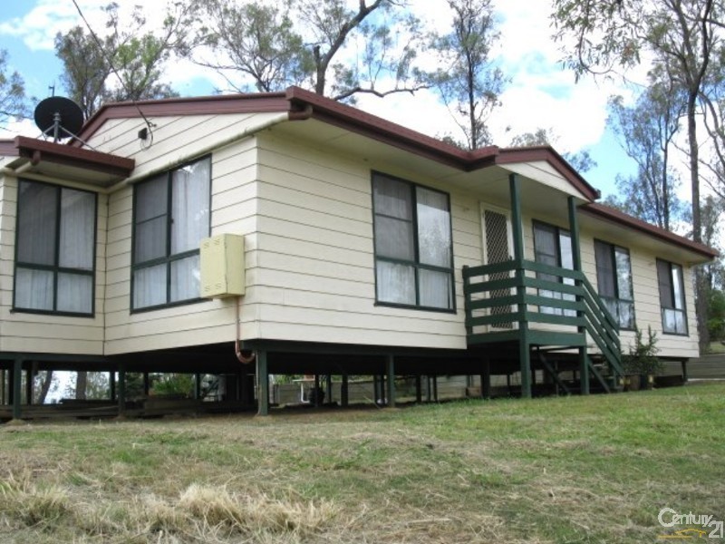 65 Cricket Rd, Regency Downs QLD 4341