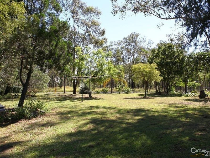 5 Blue Gum, Lowood QLD 4311