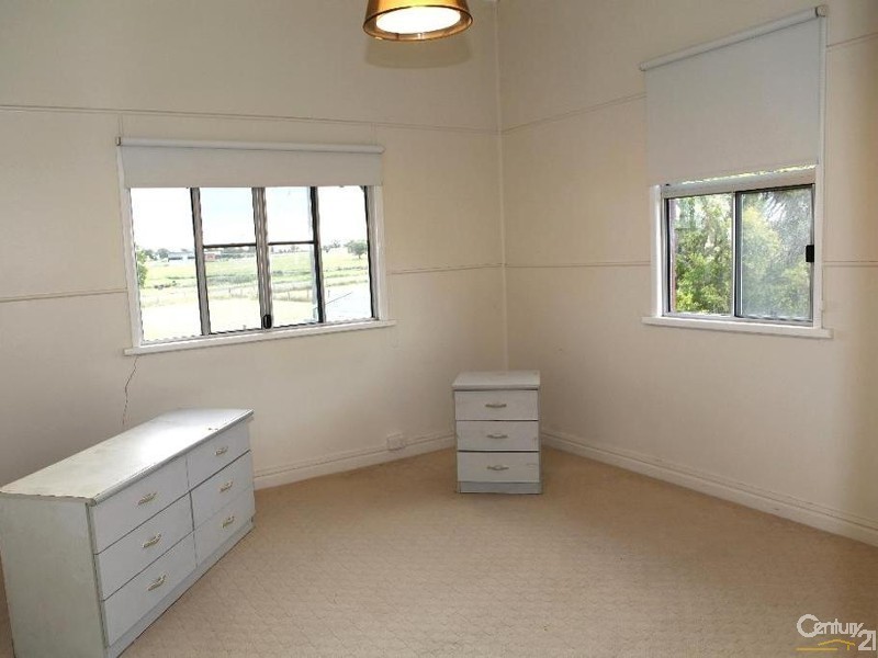 289 Lowood Minden Rd, Tarampa QLD 4311