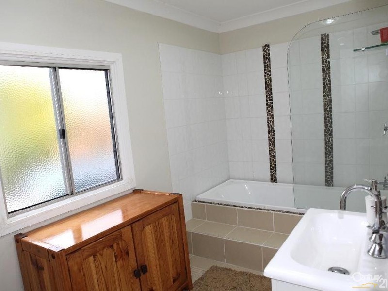 289 Lowood Minden Rd, Tarampa QLD 4311