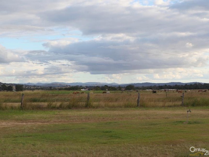 289 Lowood Minden Rd, Tarampa QLD 4311