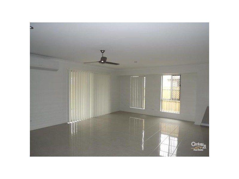 8 Littleford Circuit, Bundamba QLD 4304