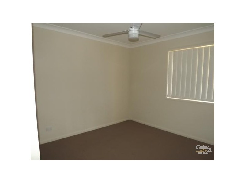 27 Spoonbill Court, Lowood QLD 4311