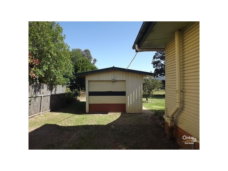 15 Park Street, Lowood QLD 4311