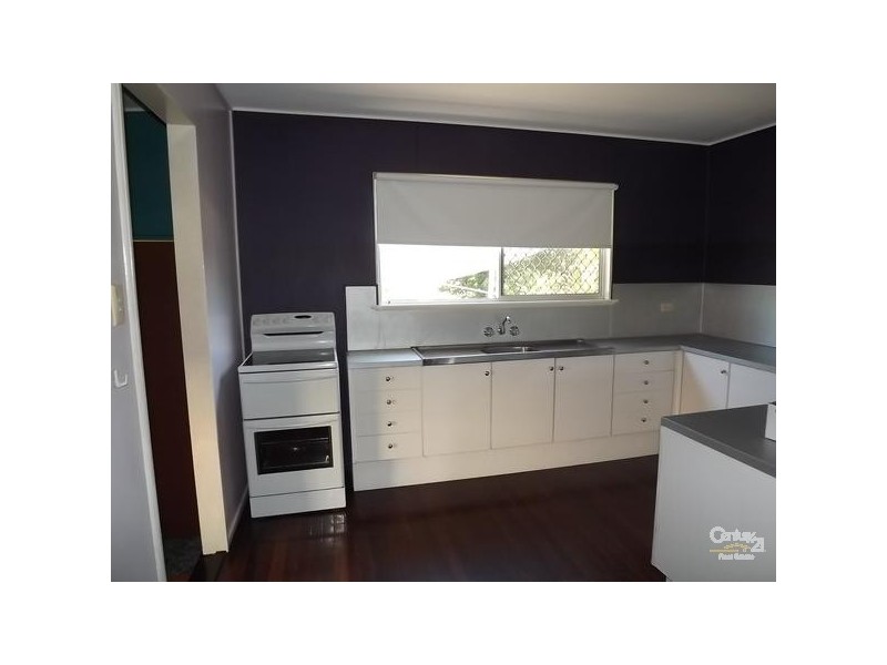 15 Park Street, Lowood QLD 4311