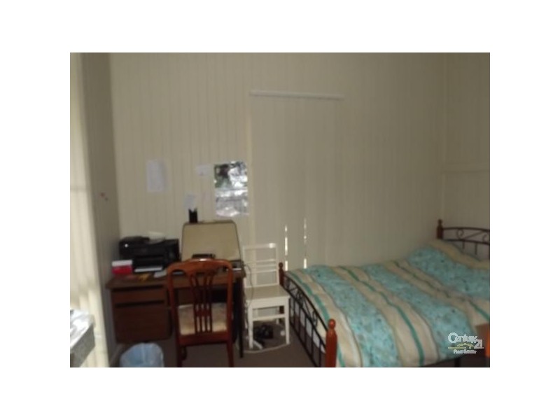 6 Ellen Street, Lowood QLD 4311