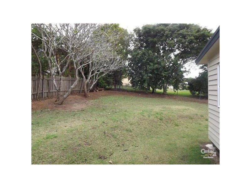 6 Ellen Street, Lowood QLD 4311