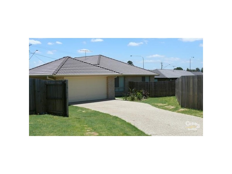 8 Heron Close, Lowood QLD 4311