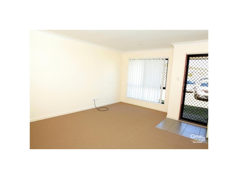 10 Honeyeater Place, Lowood QLD 4311