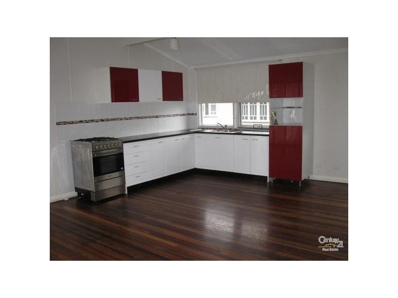 34 Walters Street, Lowood QLD 4311