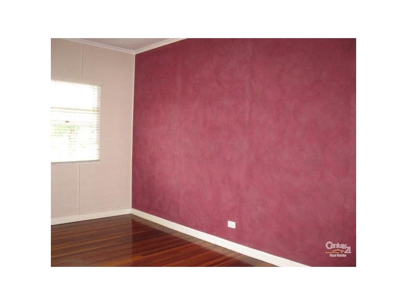 34 Walters Street, Lowood QLD 4311