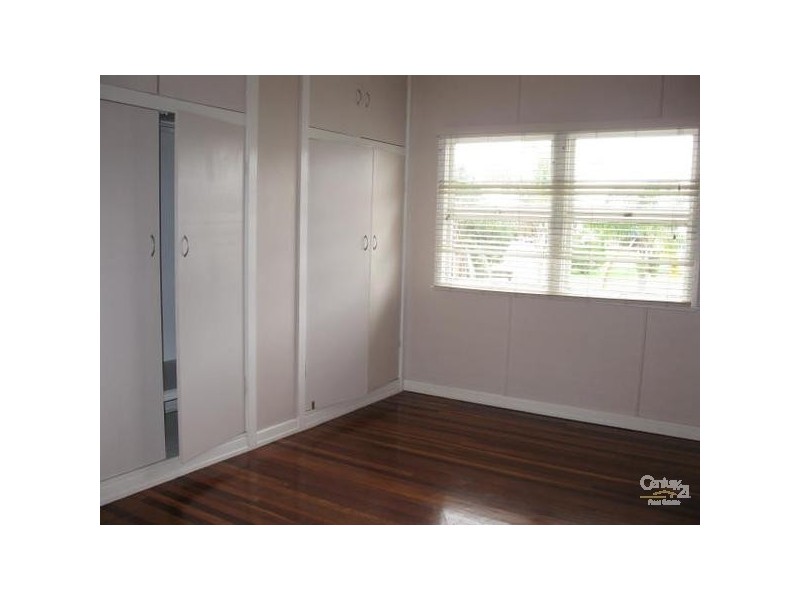 34 Walters Street, Lowood QLD 4311