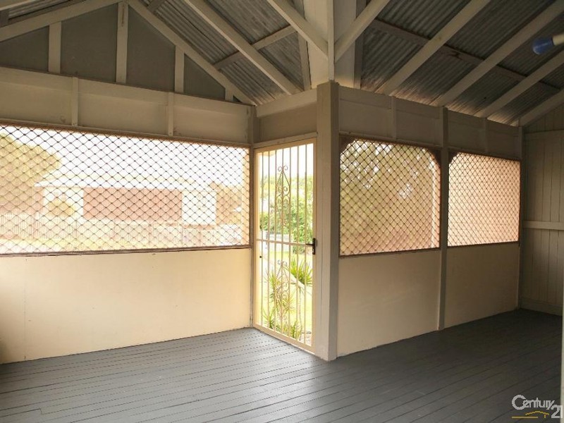 10 Church St, Lowood QLD 4311