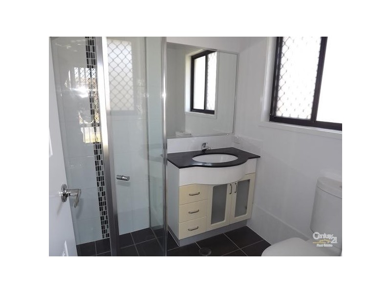 19 Spoonbill Court, Lowood QLD 4311