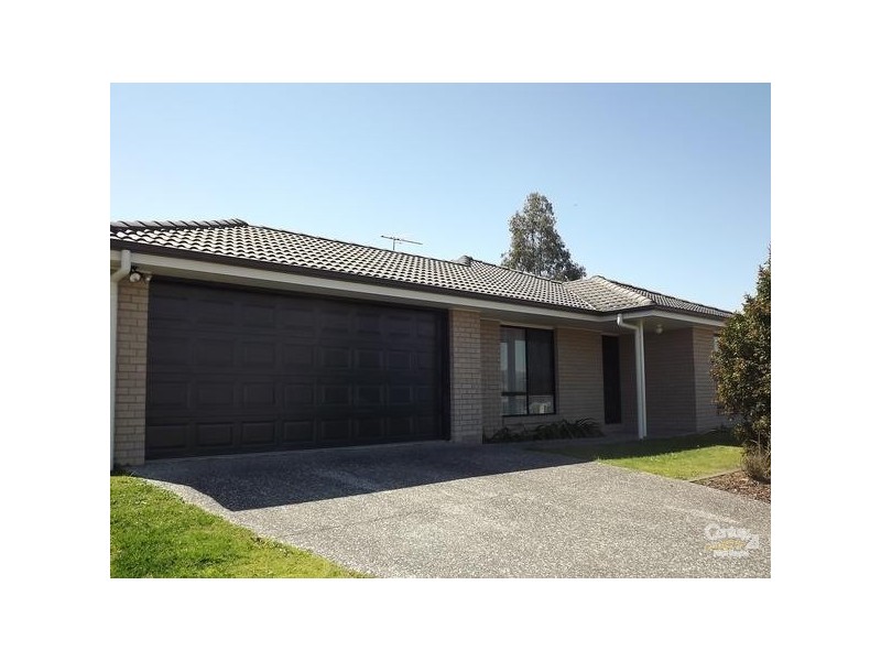 19 Spoonbill Court, Lowood QLD 4311