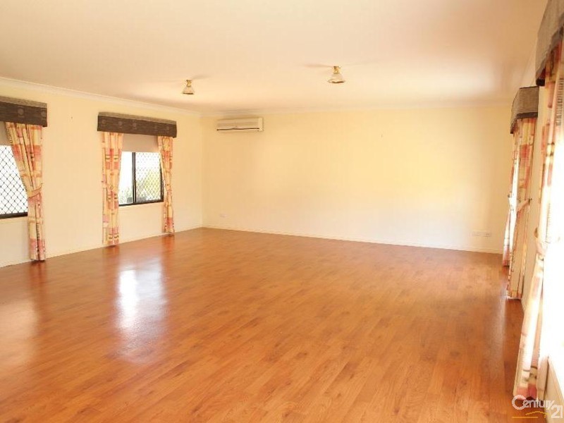 2 Cypress Crt, Brightview QLD 4311