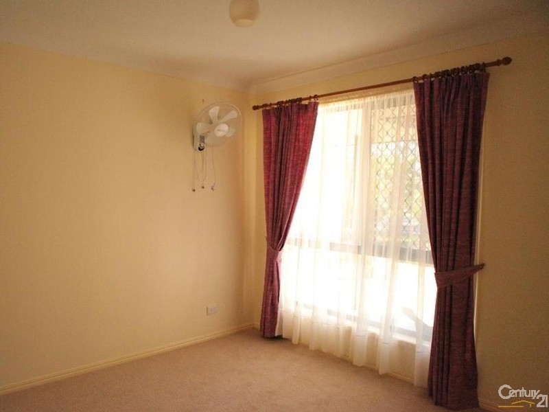 2 Cypress Crt, Brightview QLD 4311