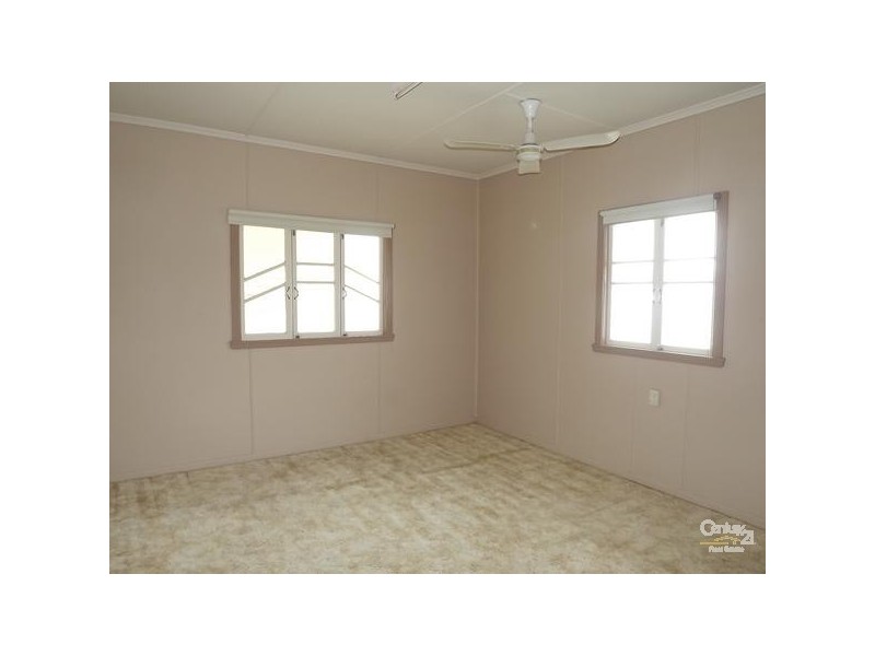 152 Main Street, Lowood QLD 4311