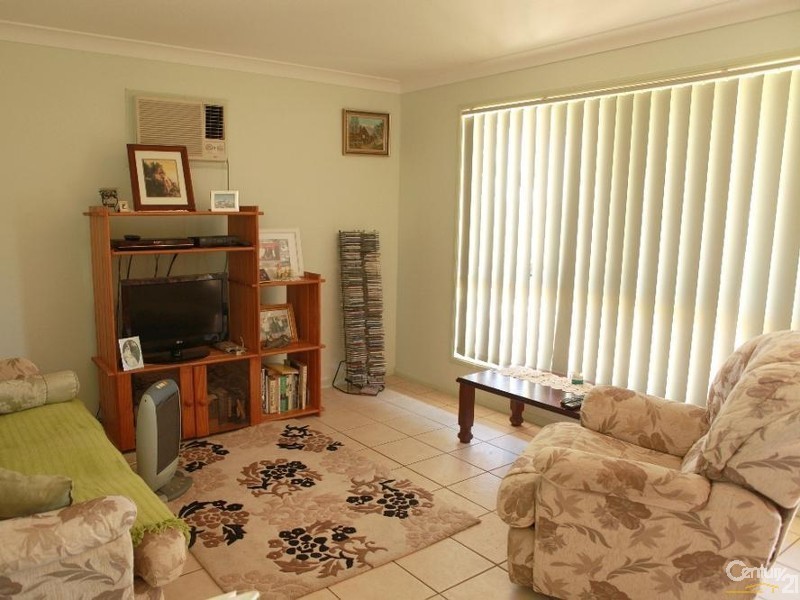 10 Acacia Crt, Plainland QLD 4341