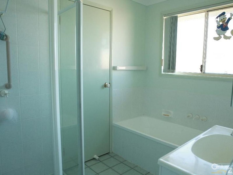 10 Acacia Crt, Plainland QLD 4341