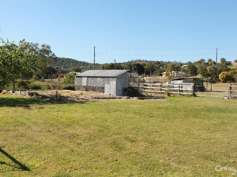 10 Acacia Crt, Plainland QLD 4341