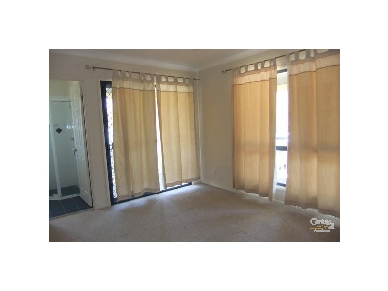 19 Daintree Court, Fernvale QLD 4306