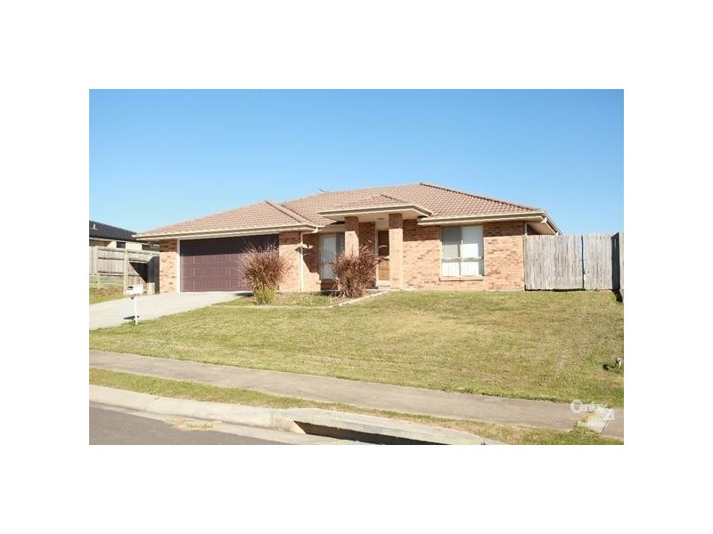 36 Honeyeater Place, Lowood QLD 4311