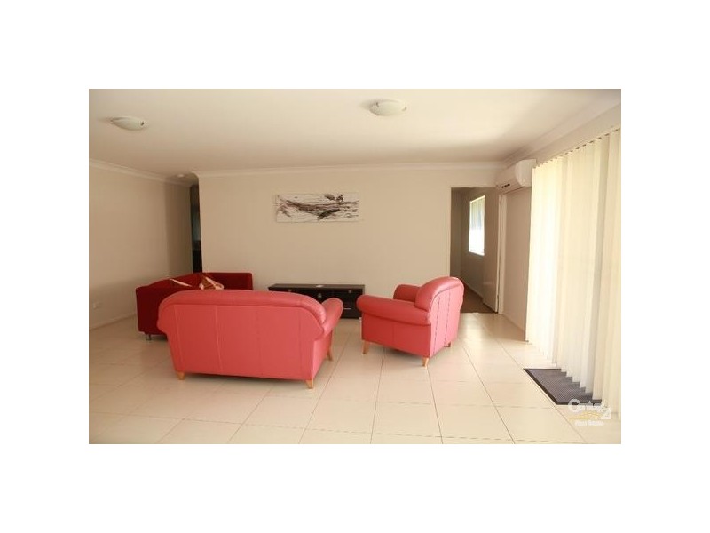 36 Honeyeater Place, Lowood QLD 4311