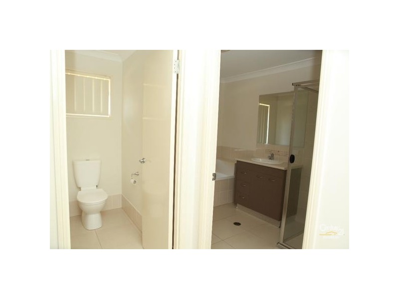 36 Honeyeater Place, Lowood QLD 4311