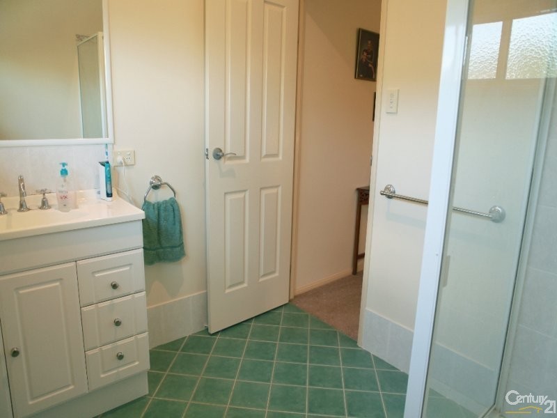 33 Marsilea Rd, Fernvale QLD 4306