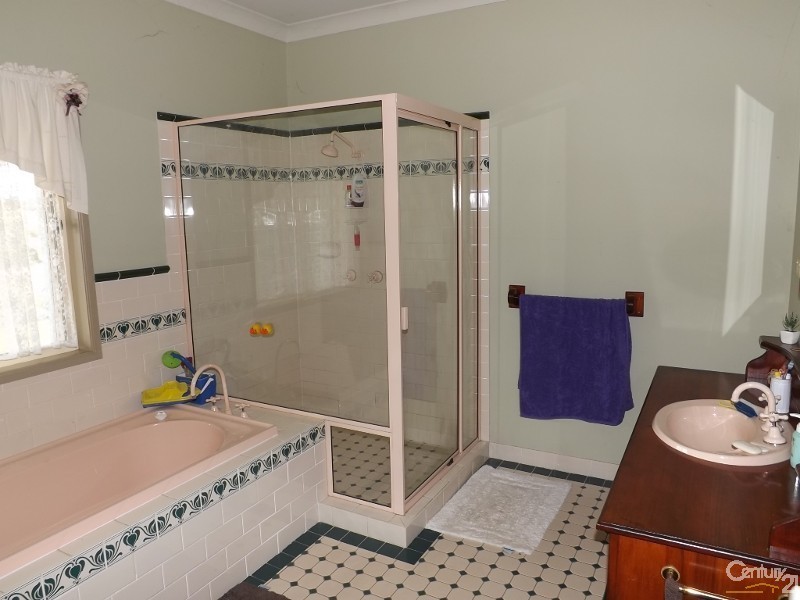 Fairney View QLD 4306