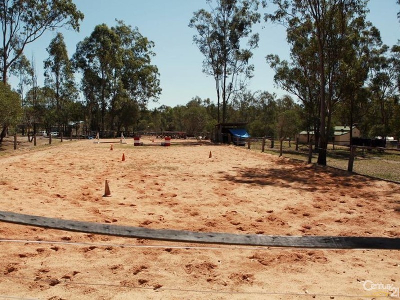 1 Bucknall Crt, Regency Downs QLD 4341