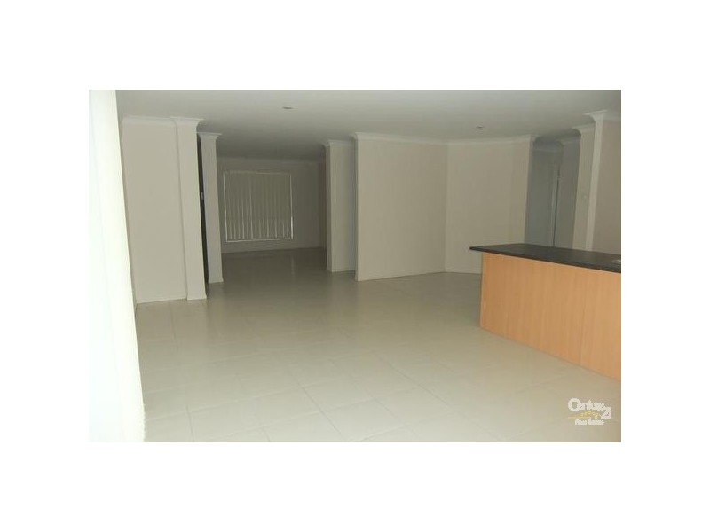 10 Bray Street, Lowood QLD 4311