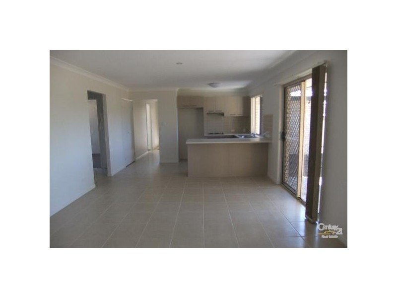 27 Denning Street, Fernvale QLD 4306