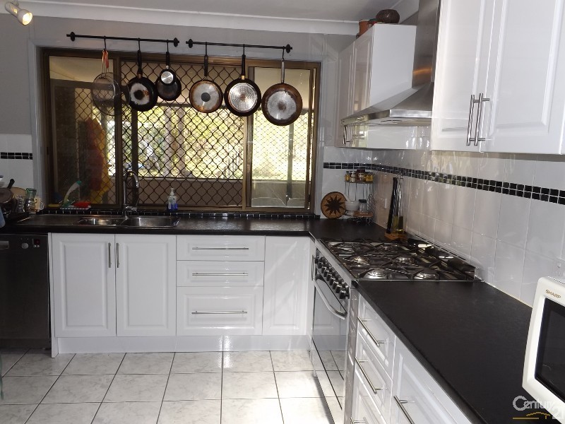 Atkinsons Dam QLD 4311