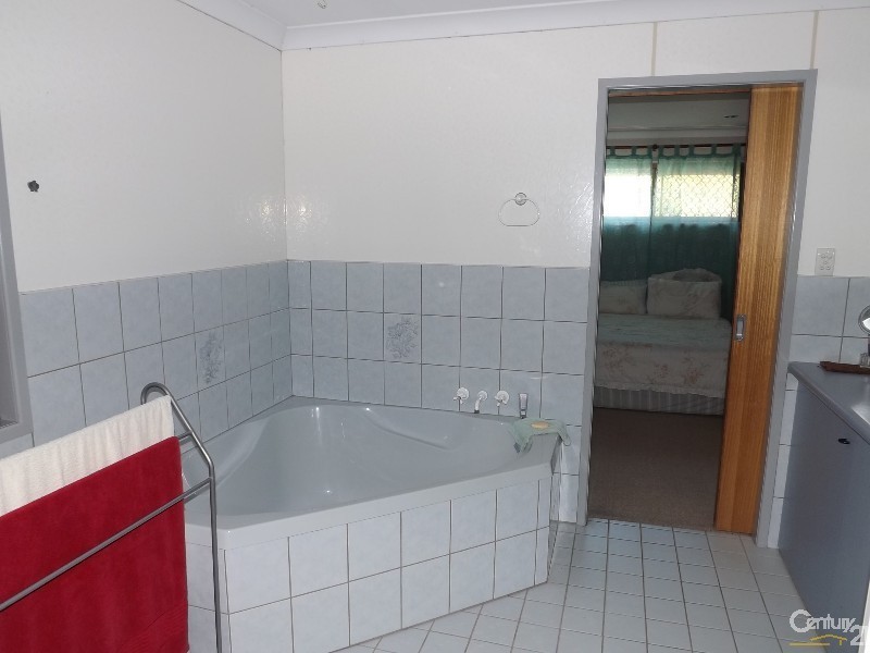 Atkinsons Dam QLD 4311