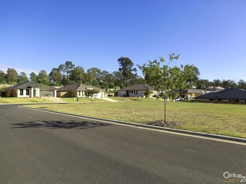 17 Noblewood Crescent, Fernvale QLD 4306