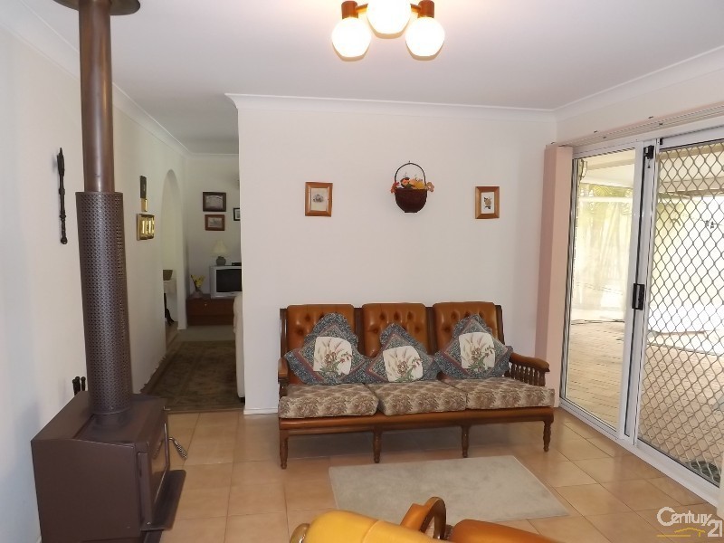 Kensington Grove QLD 4341