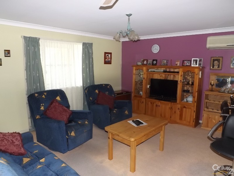 22 Mack Street, Esk QLD 4312